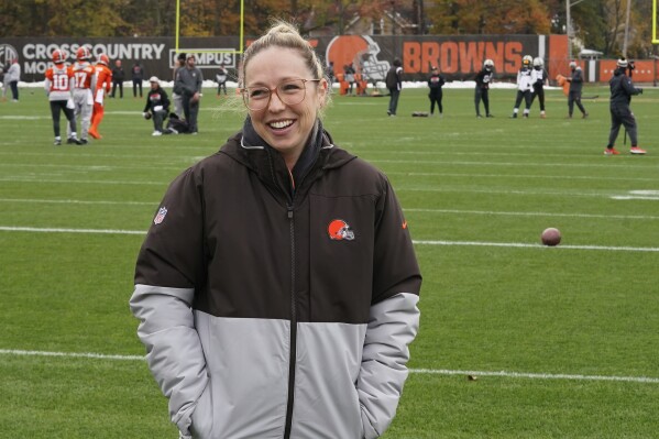 NFL s look changing as more women move into prominent roles at